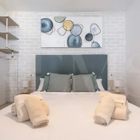 Bright Duplex Loft Next To The Center By Rems *