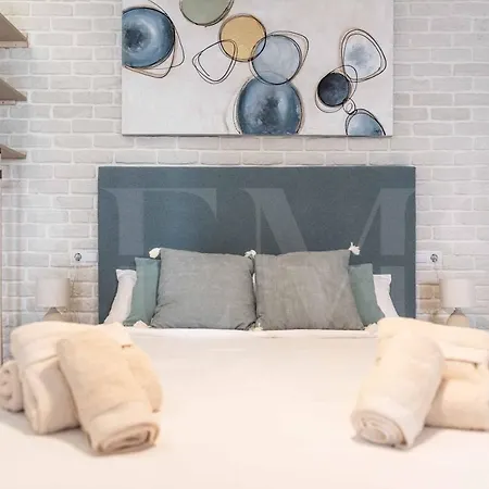 Bright Duplex Loft Next To The Center By Rems Apartment